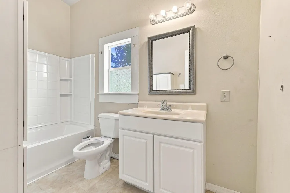 600 W Munson Street Denison, TX 75020