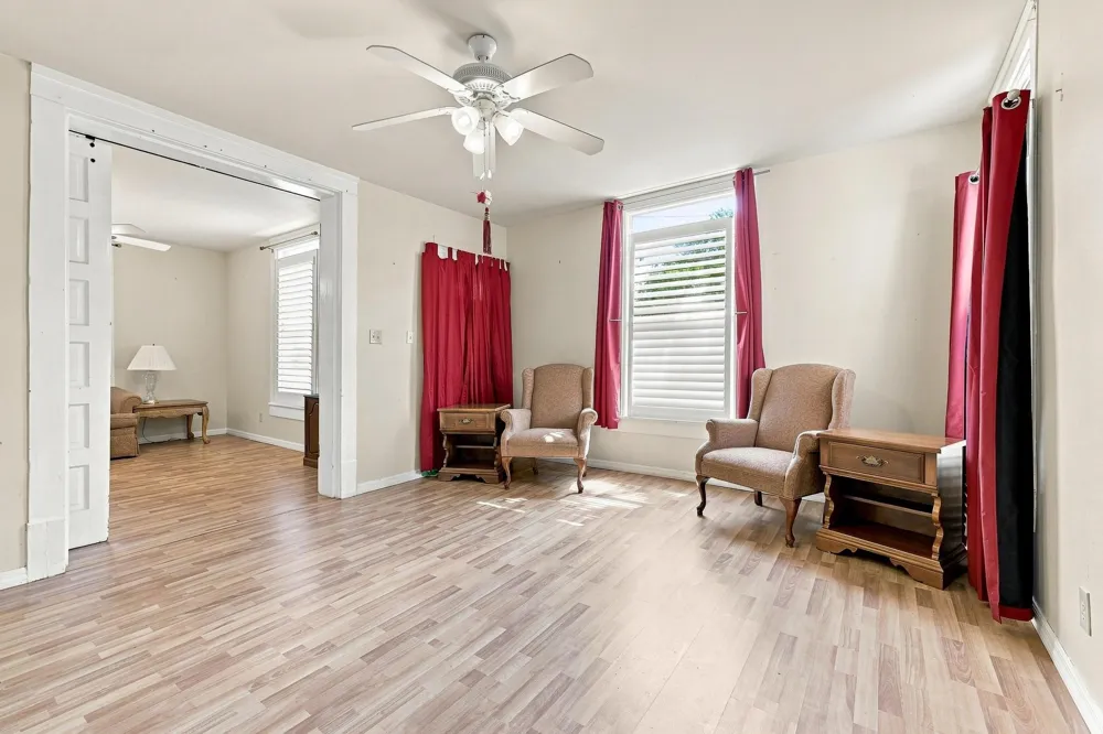 600 W Munson Street Denison, TX 75020