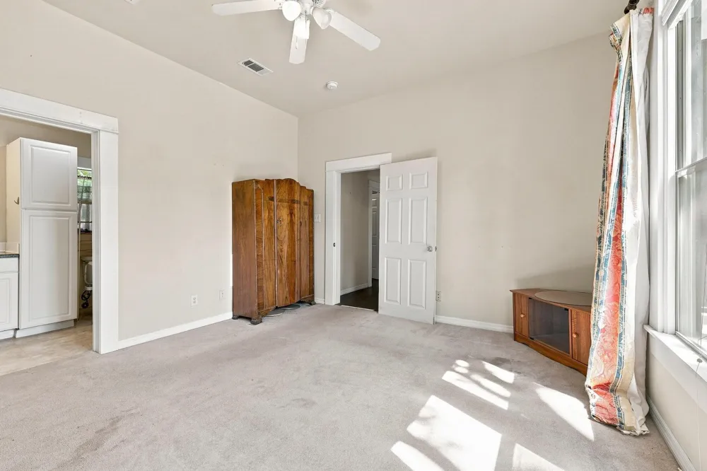 600 W Munson Street Denison, TX 75020