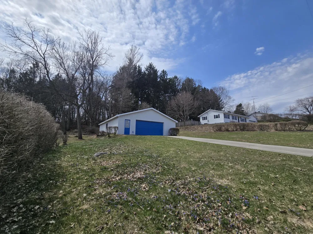 2739 Hillcrest Drive New Era, MI 49446