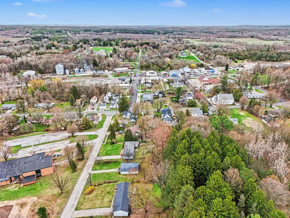 2739 Hillcrest Drive New Era, MI 49446