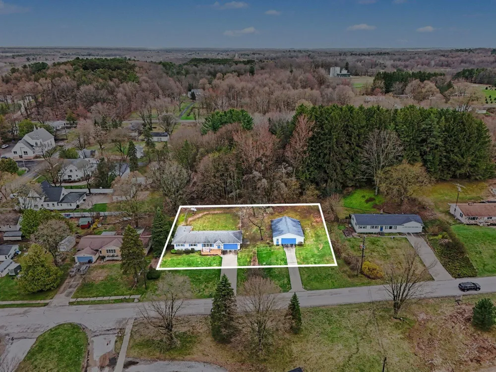 2739 Hillcrest Drive New Era, MI 49446