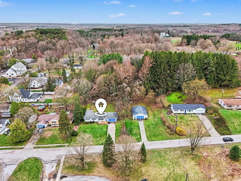 2739 Hillcrest Drive New Era, MI 49446