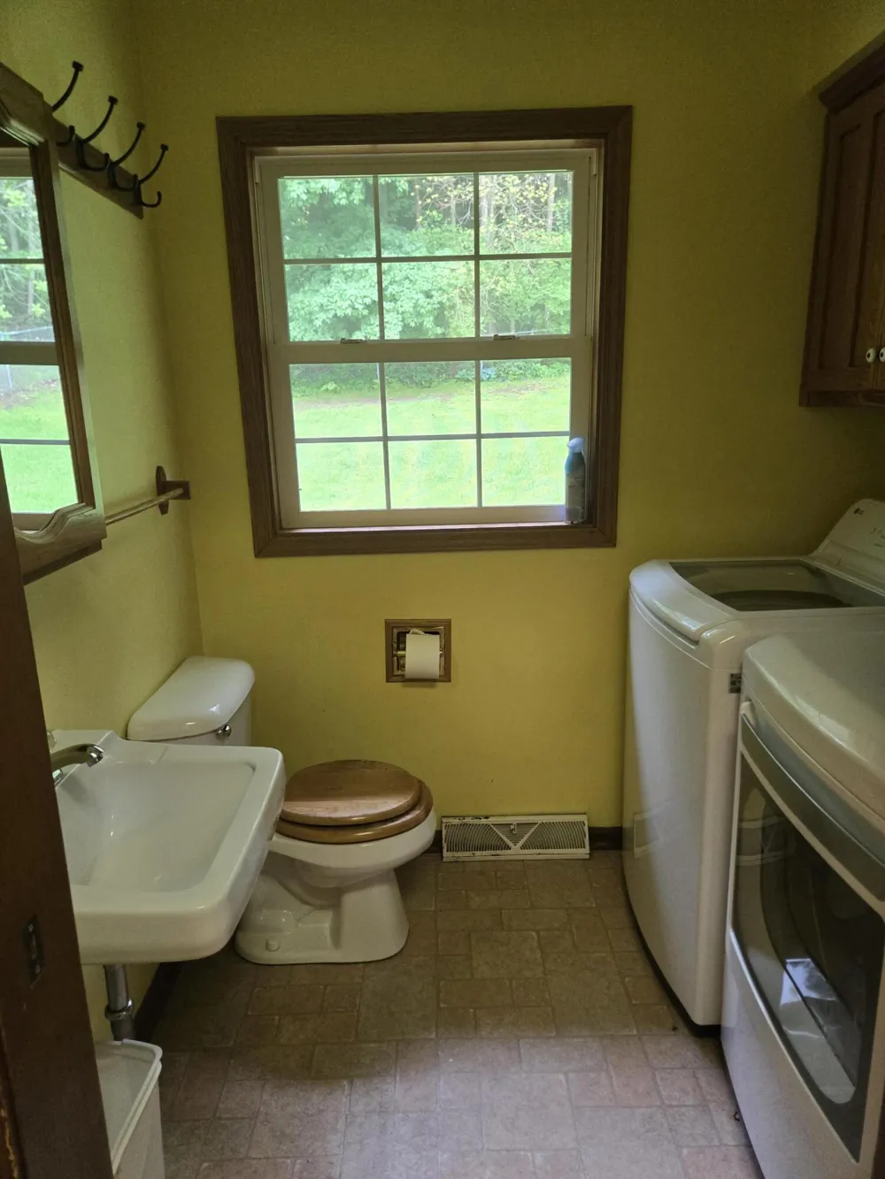 2739 Hillcrest Drive New Era, MI 49446