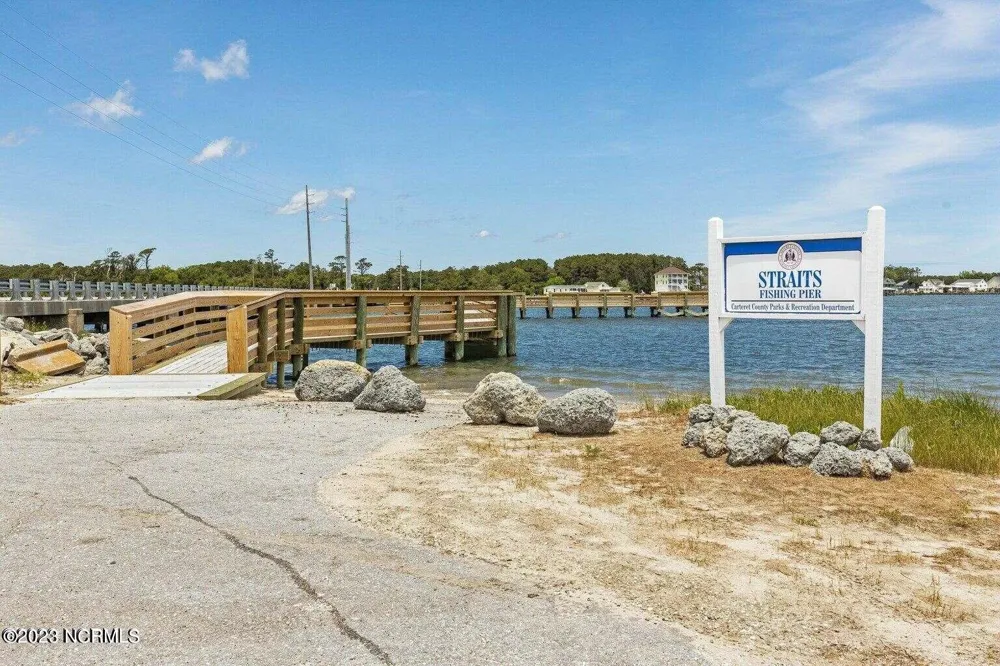 211 Leeward Lane Beaufort, NC 28516