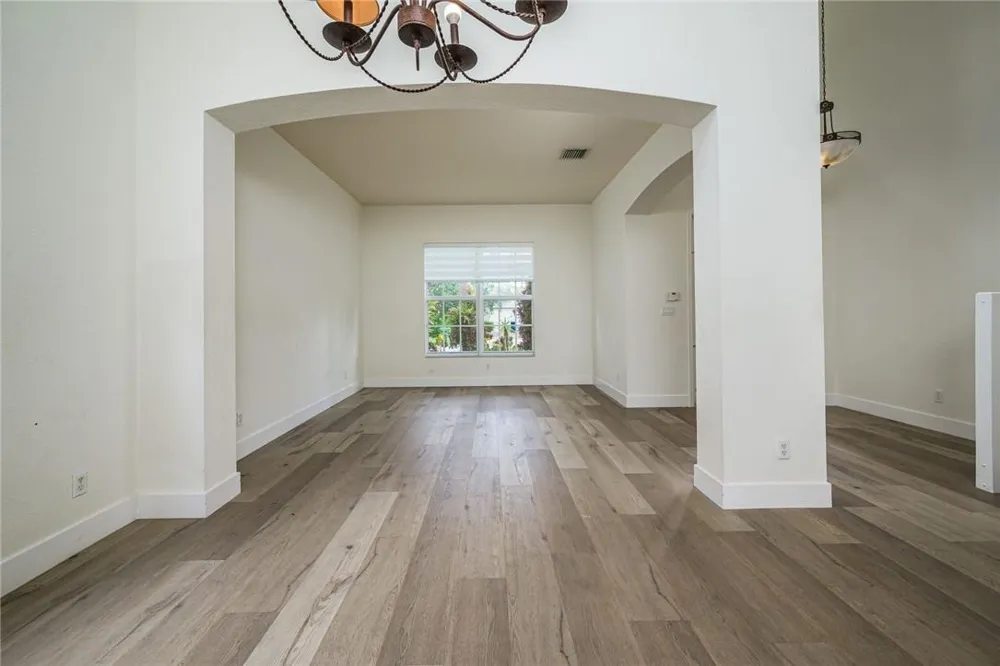 19364 S Whitewater Avenue Weston, FL 33332