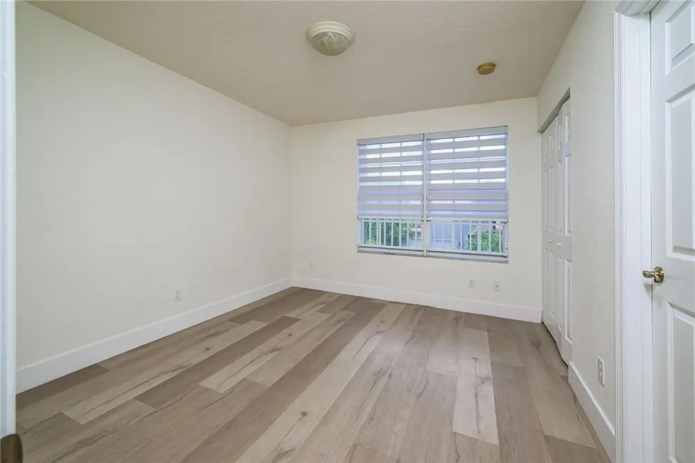 19364 S Whitewater Avenue Weston, FL 33332