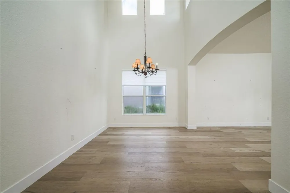 19364 S Whitewater Avenue Weston, FL 33332