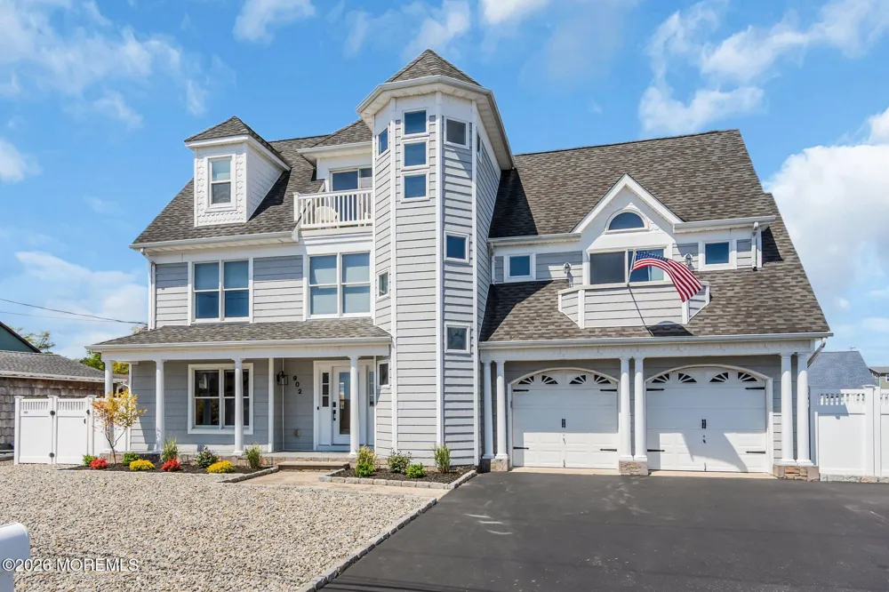 902 Meadow Lark Drive Lanoka Harbor, NJ 08734