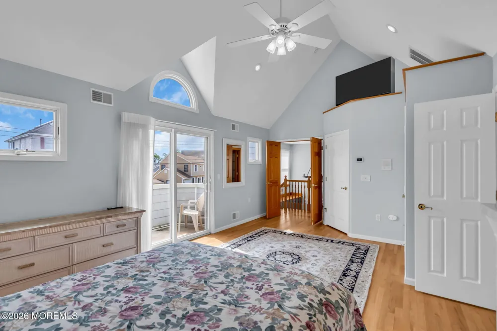 902 Meadow Lark Drive Lanoka Harbor, NJ 08734