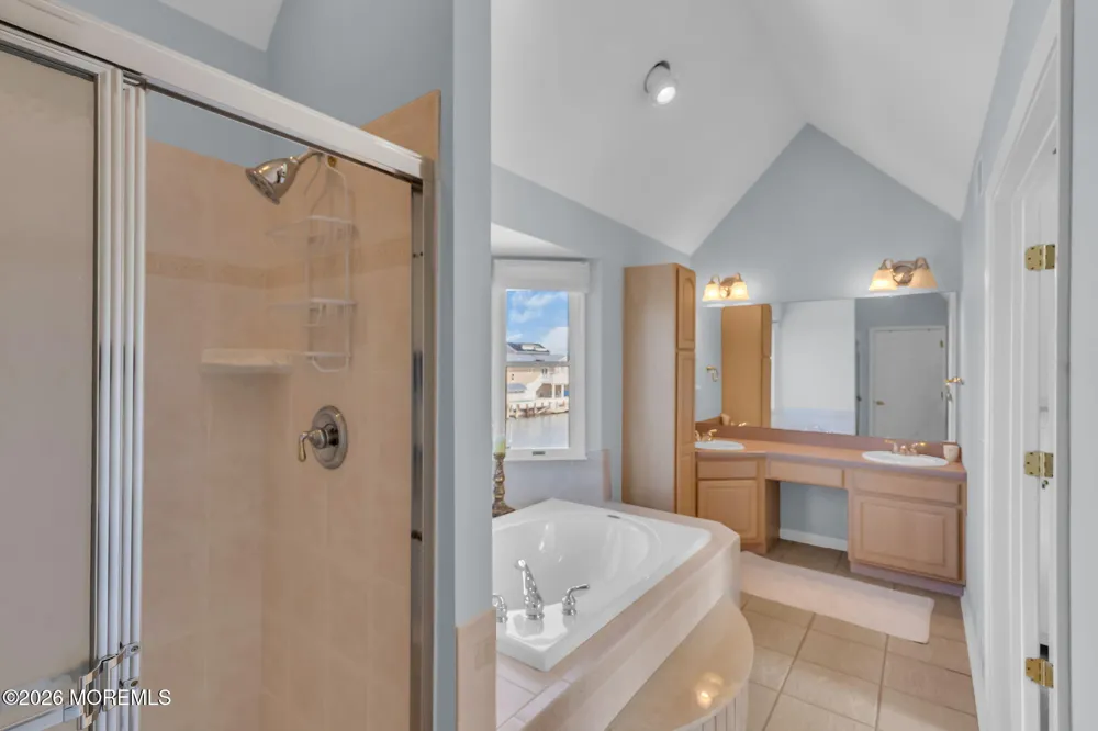 902 Meadow Lark Drive Lanoka Harbor, NJ 08734