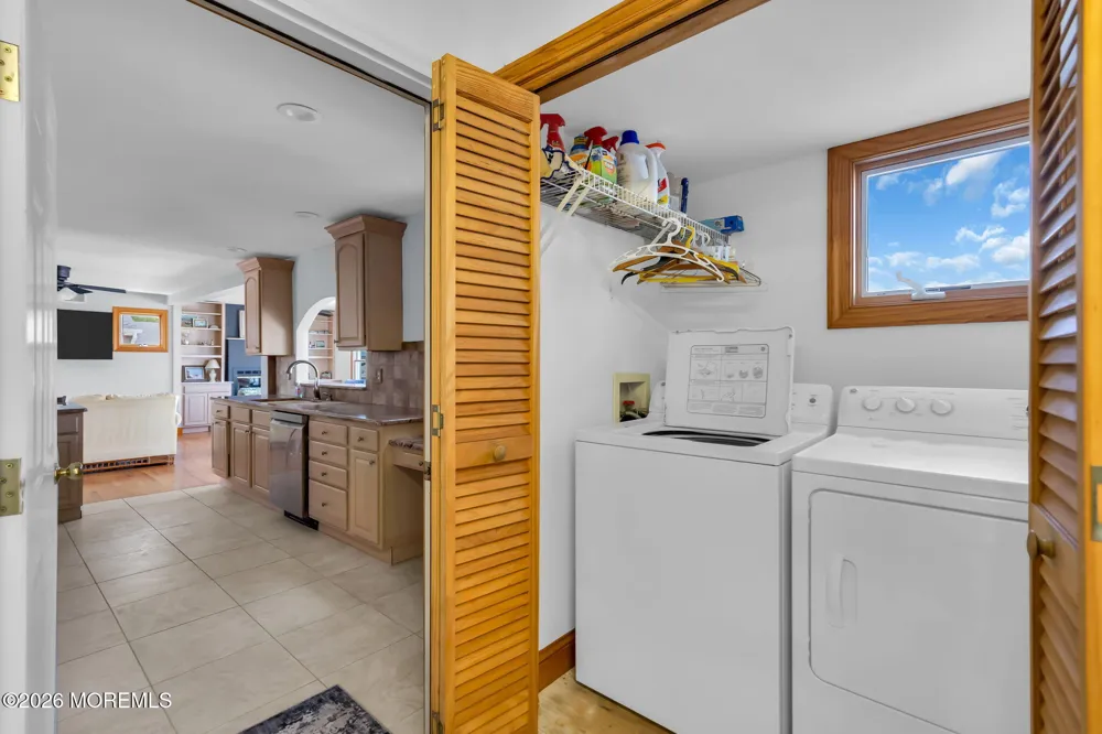 902 Meadow Lark Drive Lanoka Harbor, NJ 08734