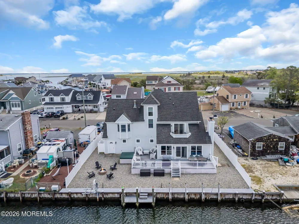 902 Meadow Lark Drive Lanoka Harbor, NJ 08734