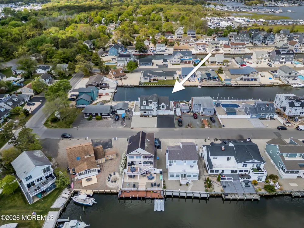 902 Meadow Lark Drive Lanoka Harbor, NJ 08734