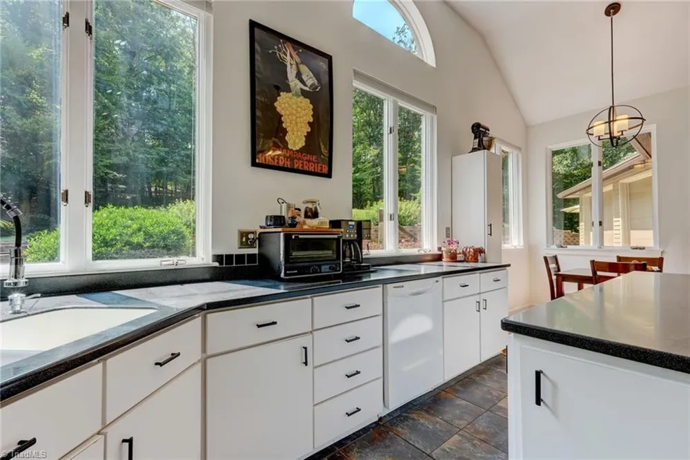 165 Beech Tree Court Eden, NC 27288