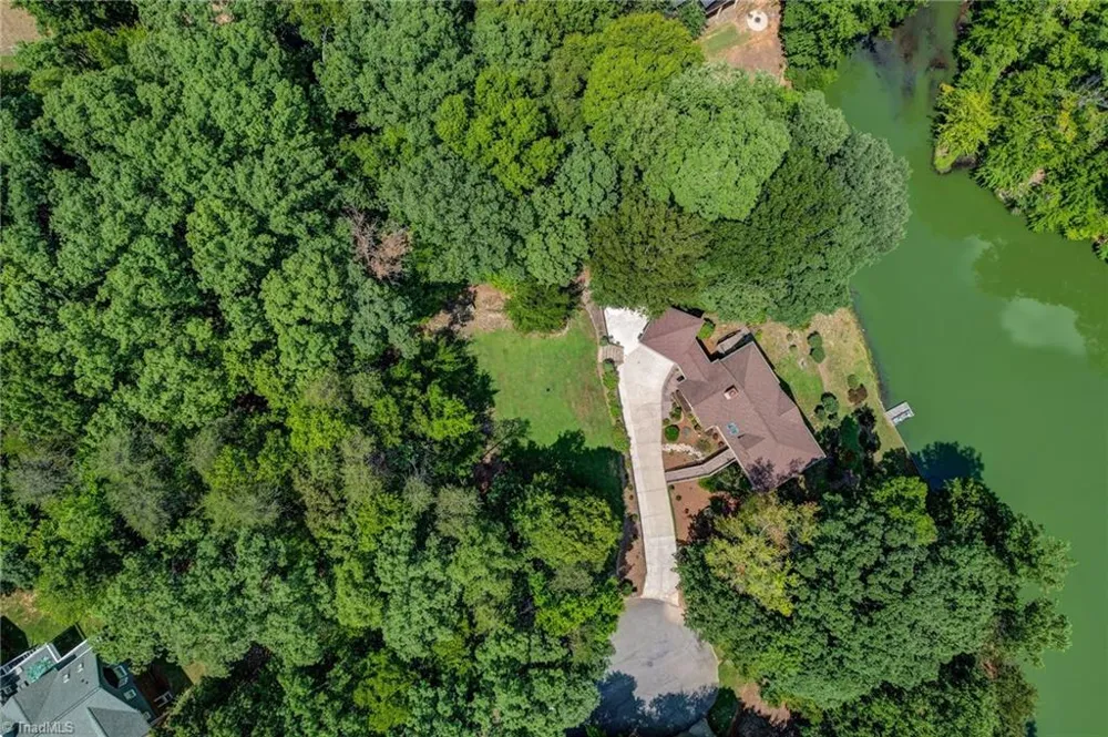165 Beech Tree Court Eden, NC 27288