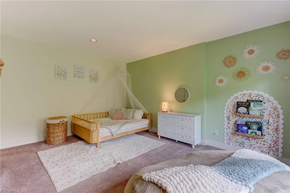 165 Beech Tree Court Eden, NC 27288