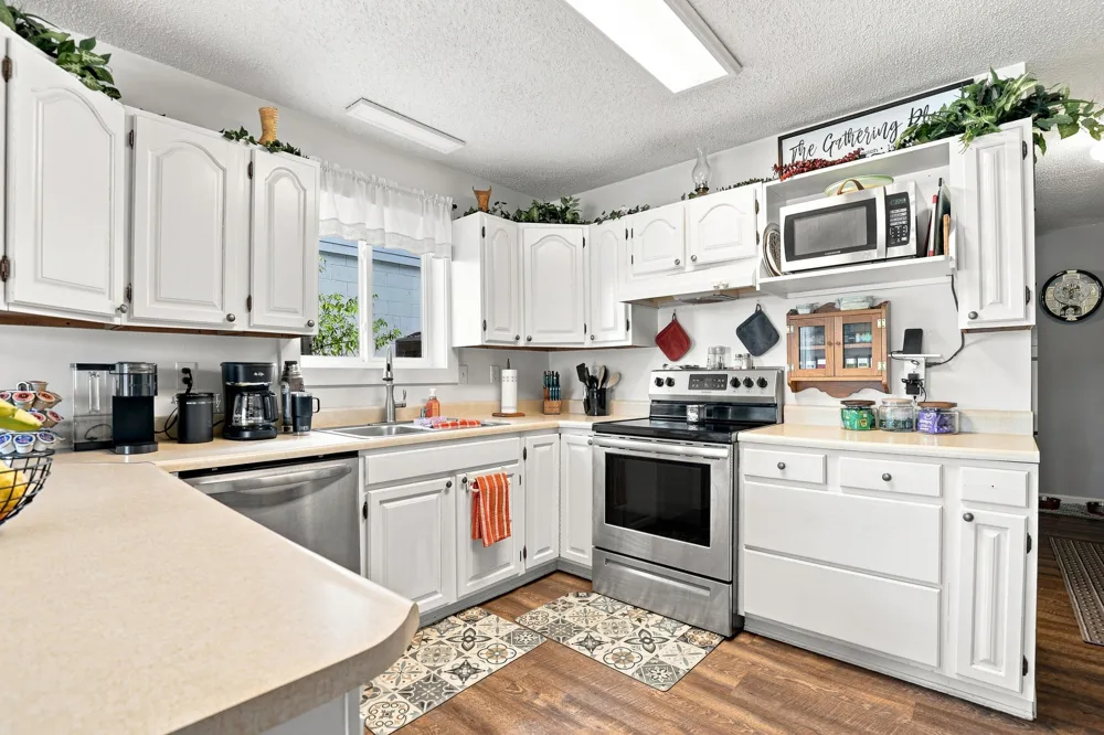332 Eastland Drive Rose Lake Township, MI 49655