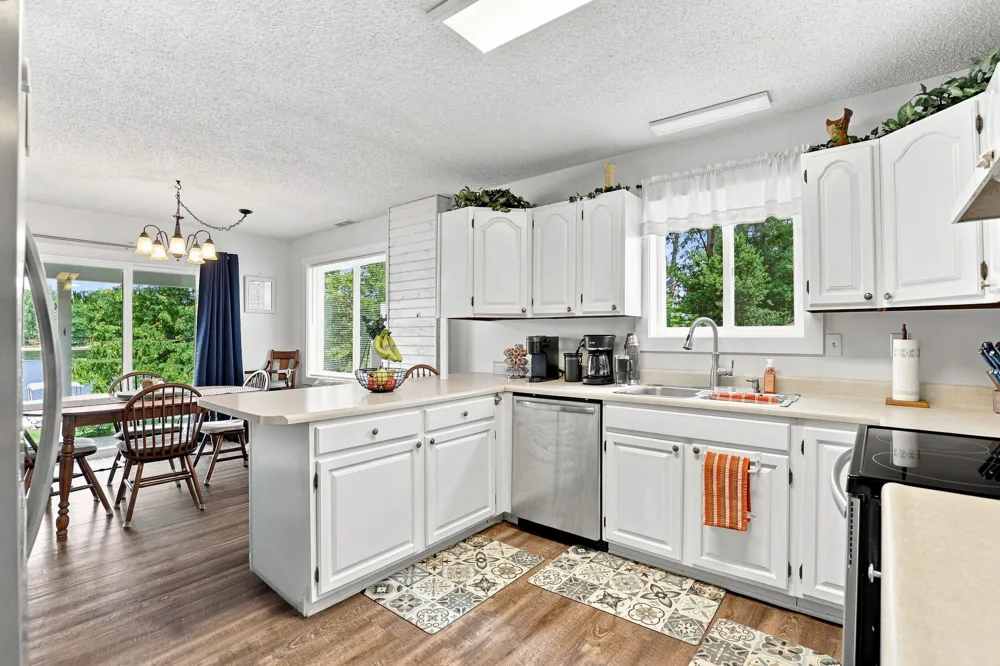 332 Eastland Drive Rose Lake Township, MI 49655