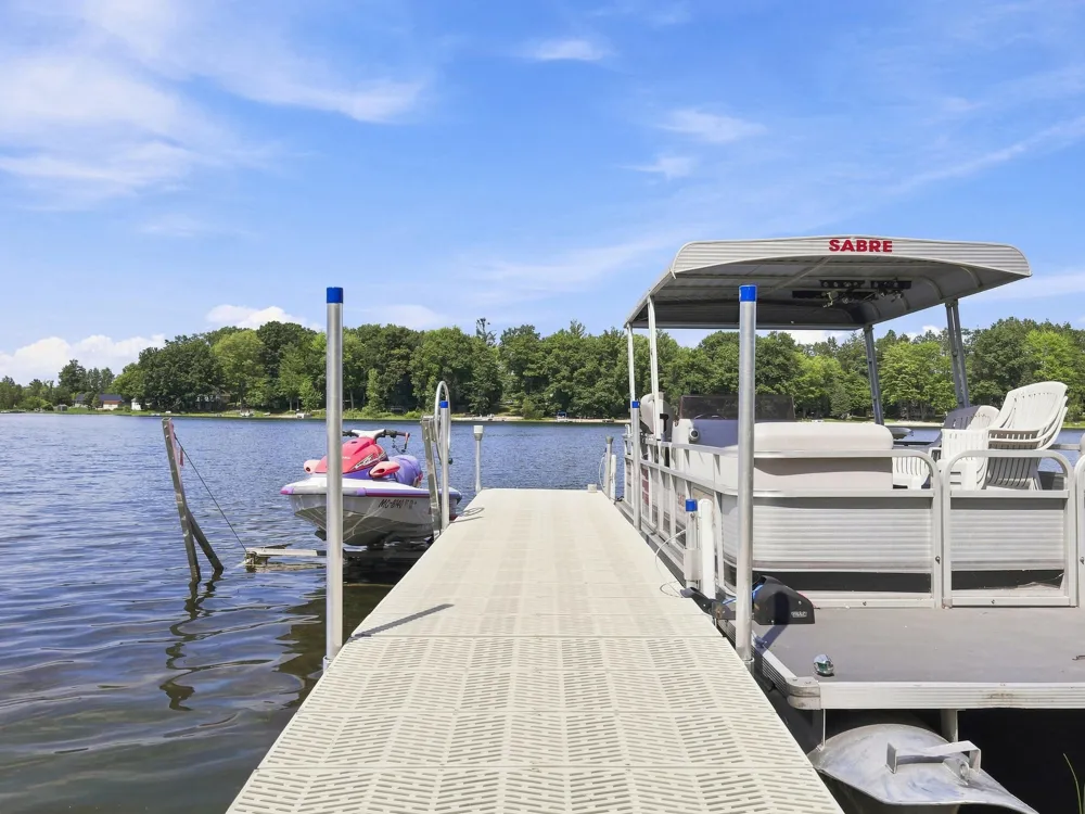 332 Eastland Drive Rose Lake Township, MI 49655