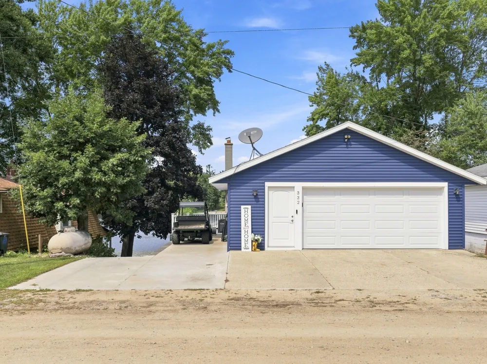 332 Eastland Drive Rose Lake Township, MI 49655