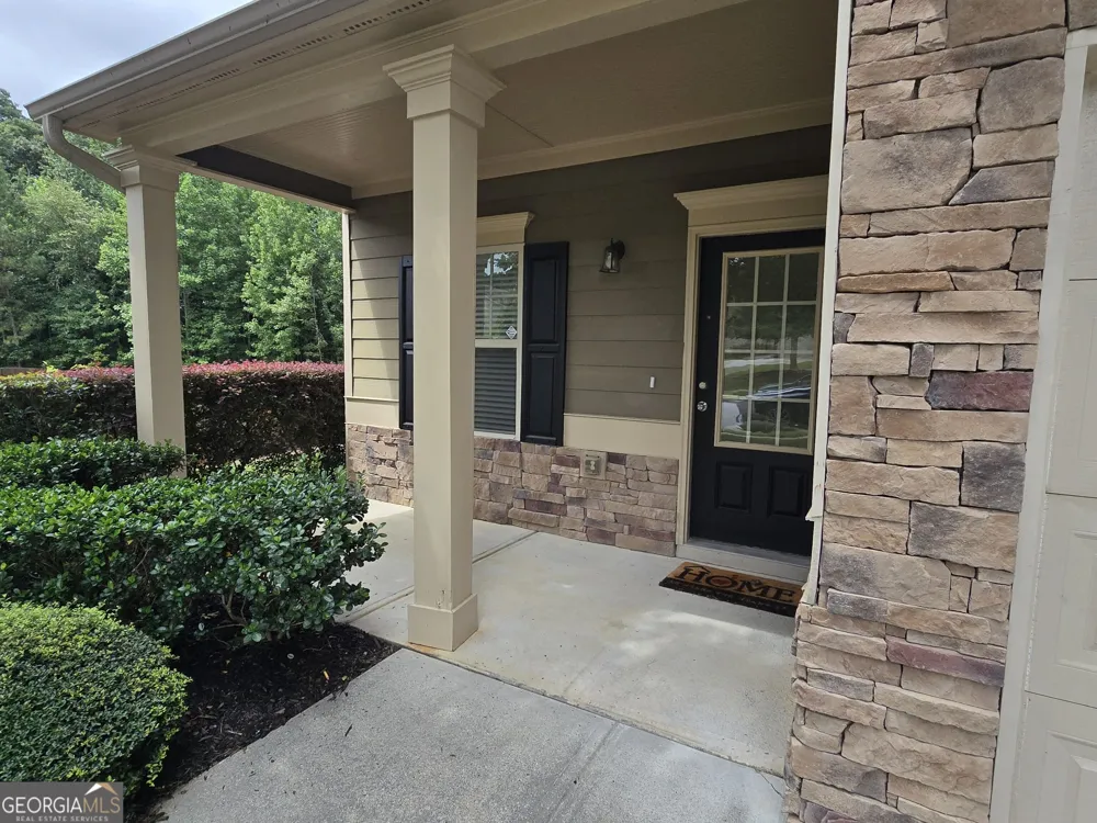 2020 Beyers Landing DR Buford, GA 30519