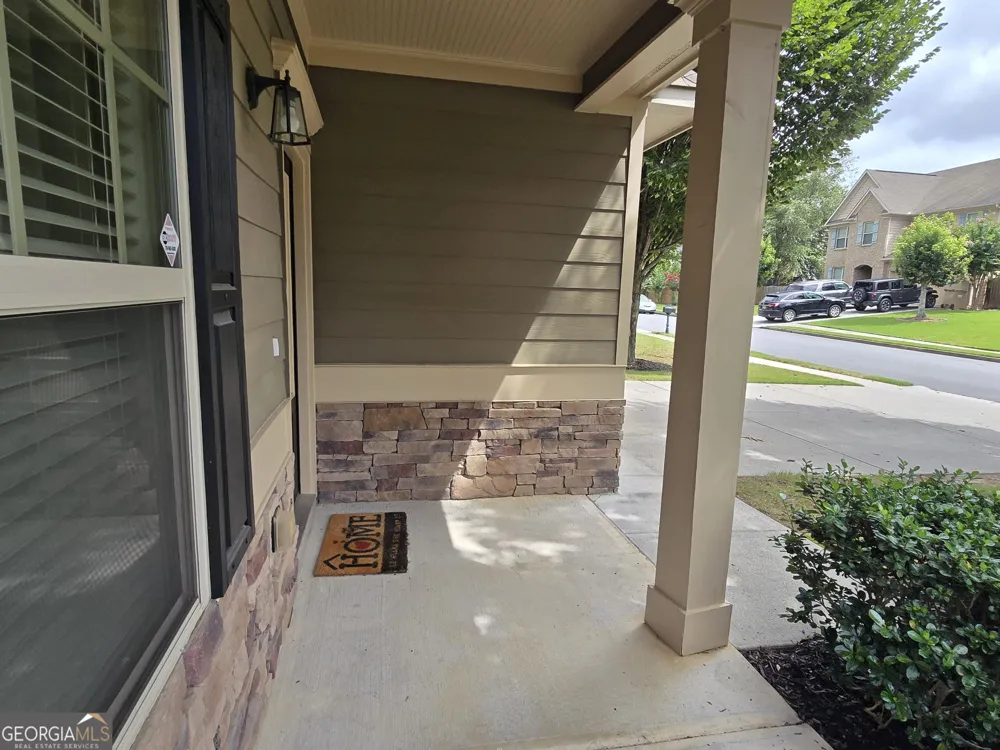 2020 Beyers Landing DR Buford, GA 30519