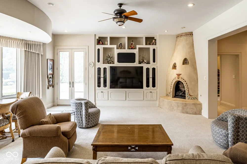 4563 W 200 Anderson, IN 46011