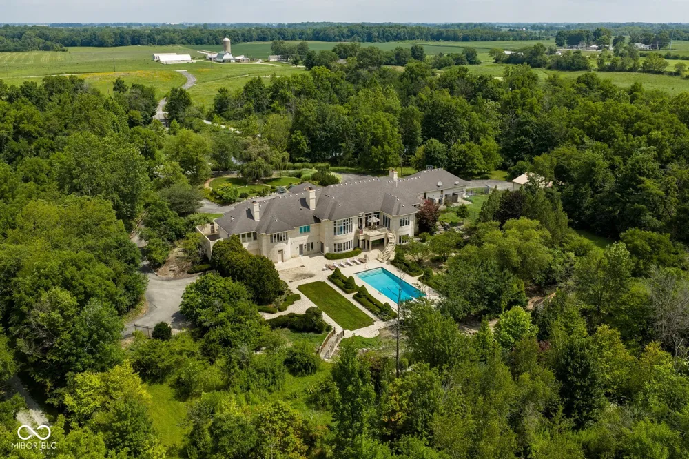 4563 W 200 Anderson, IN 46011