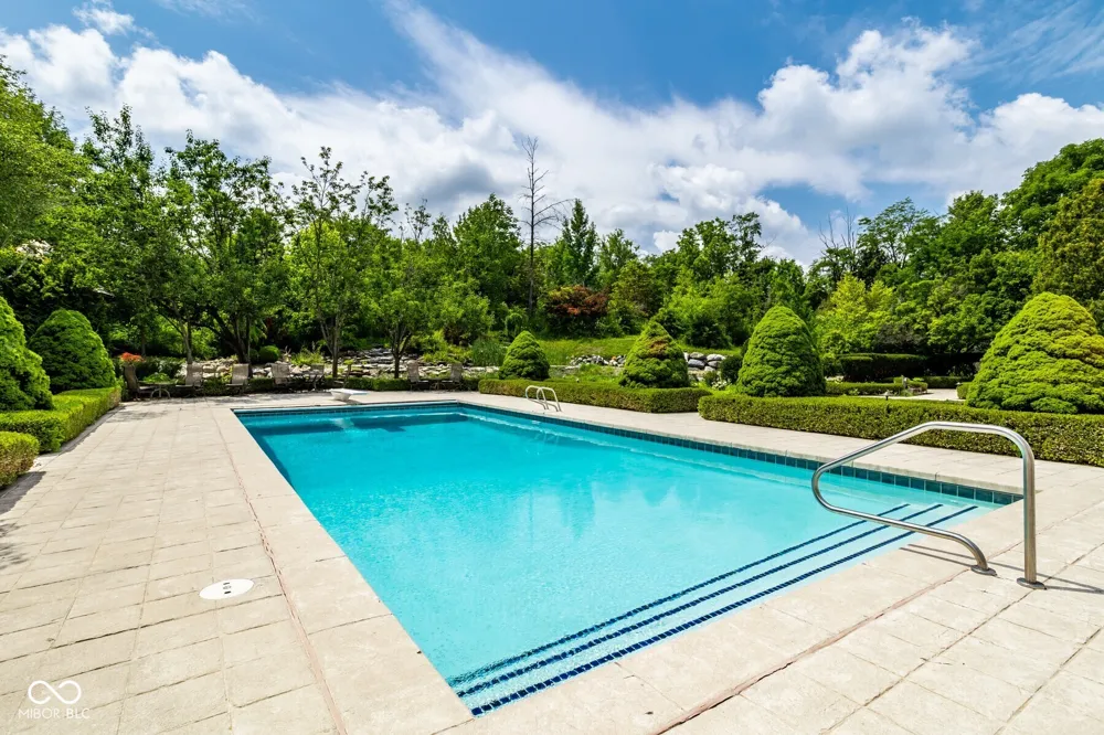 4563 W 200 Anderson, IN 46011