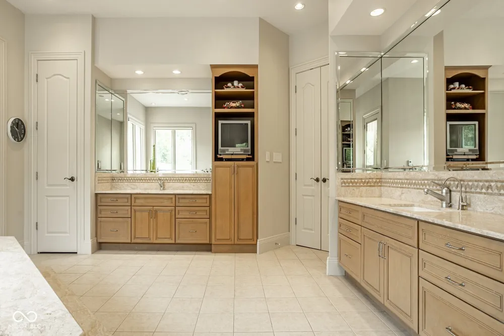 4563 W 200 Anderson, IN 46011