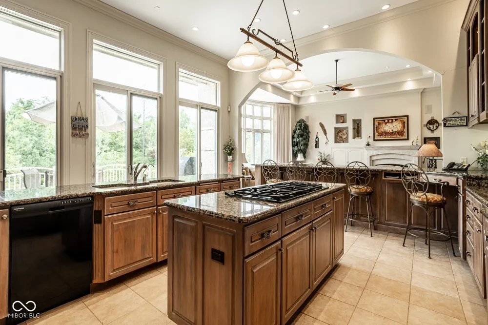 4563 W 200 Anderson, IN 46011