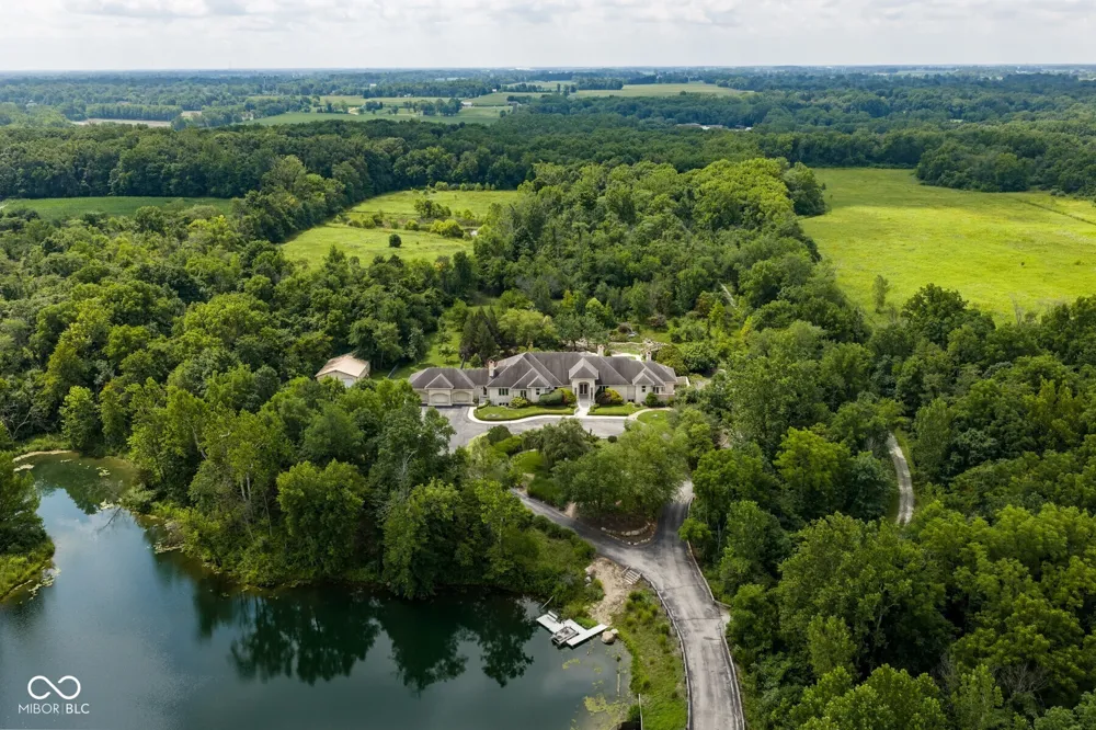 4563 W 200 Anderson, IN 46011