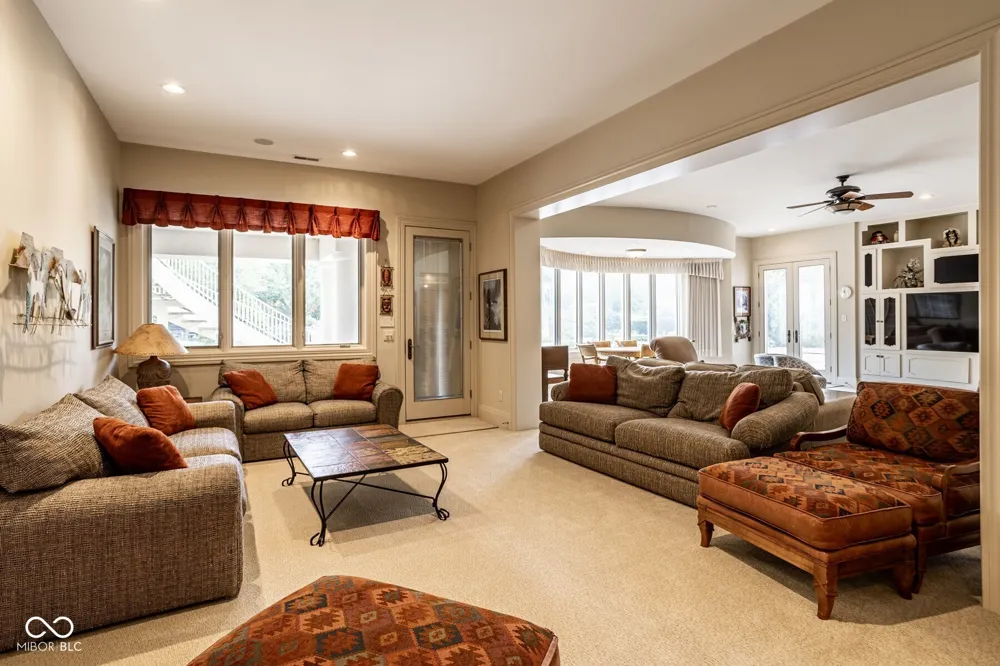 4563 W 200 Anderson, IN 46011