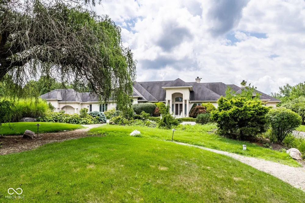 4563 W 200 Anderson, IN 46011