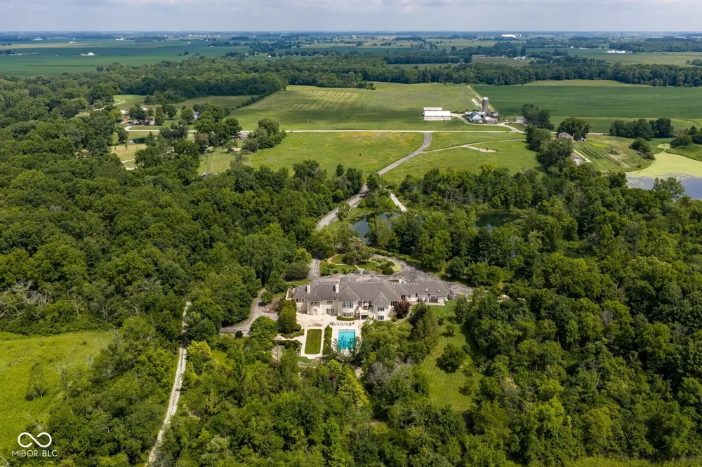 4563 W 200 Anderson, IN 46011