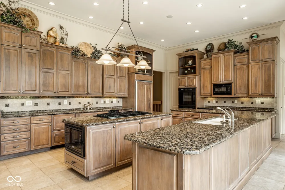 4563 W 200 Anderson, IN 46011