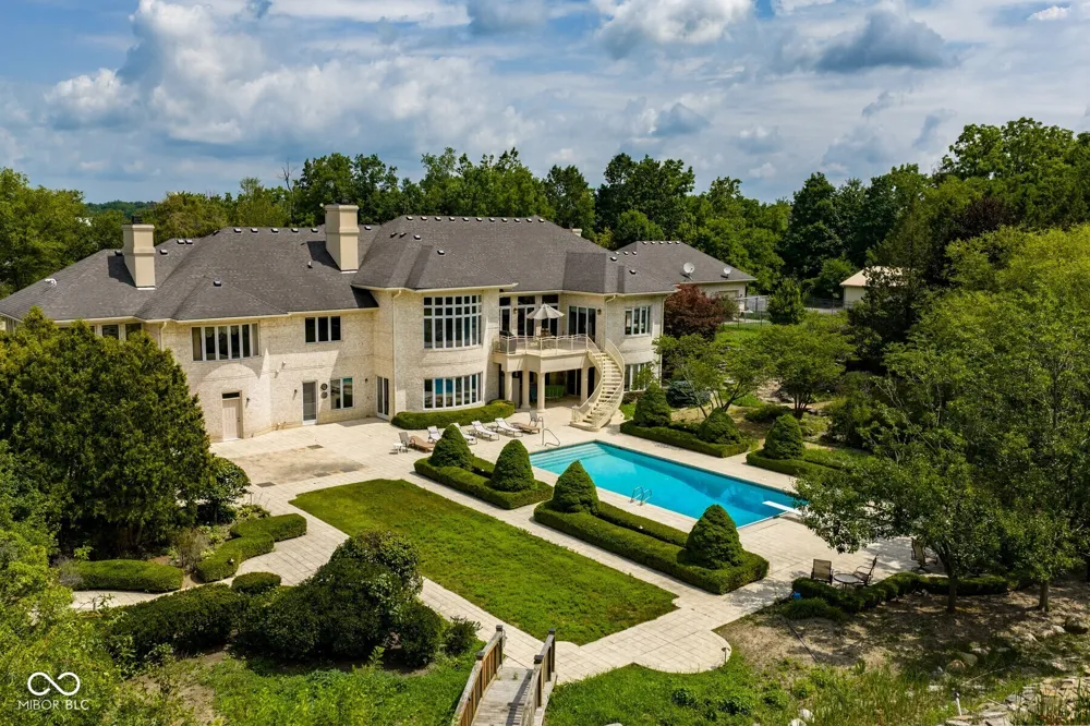 4563 W 200 Anderson, IN 46011