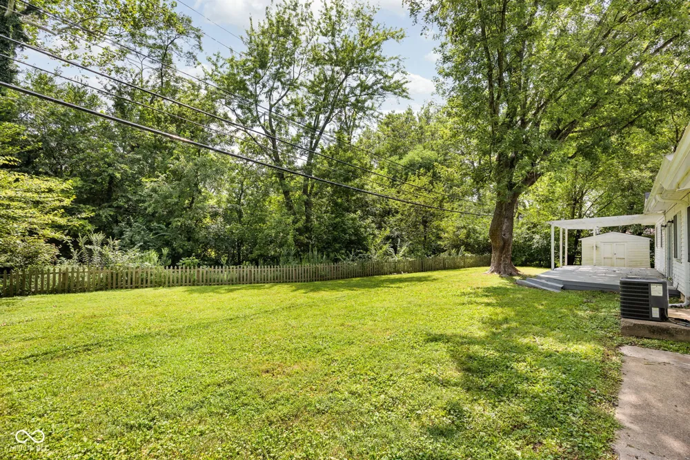 47 Brookside Drive Whiteland, IN 46184