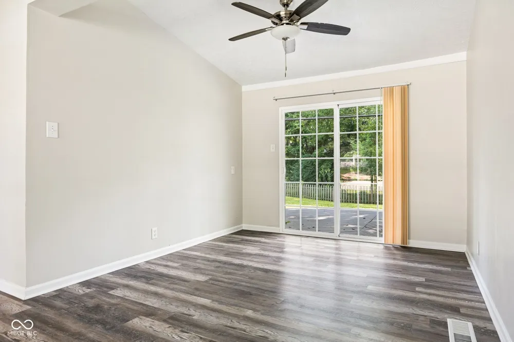 47 Brookside Drive Whiteland, IN 46184