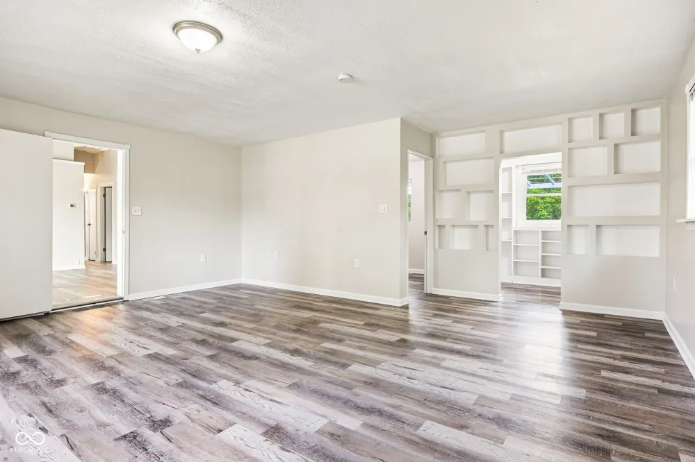47 Brookside Drive Whiteland, IN 46184
