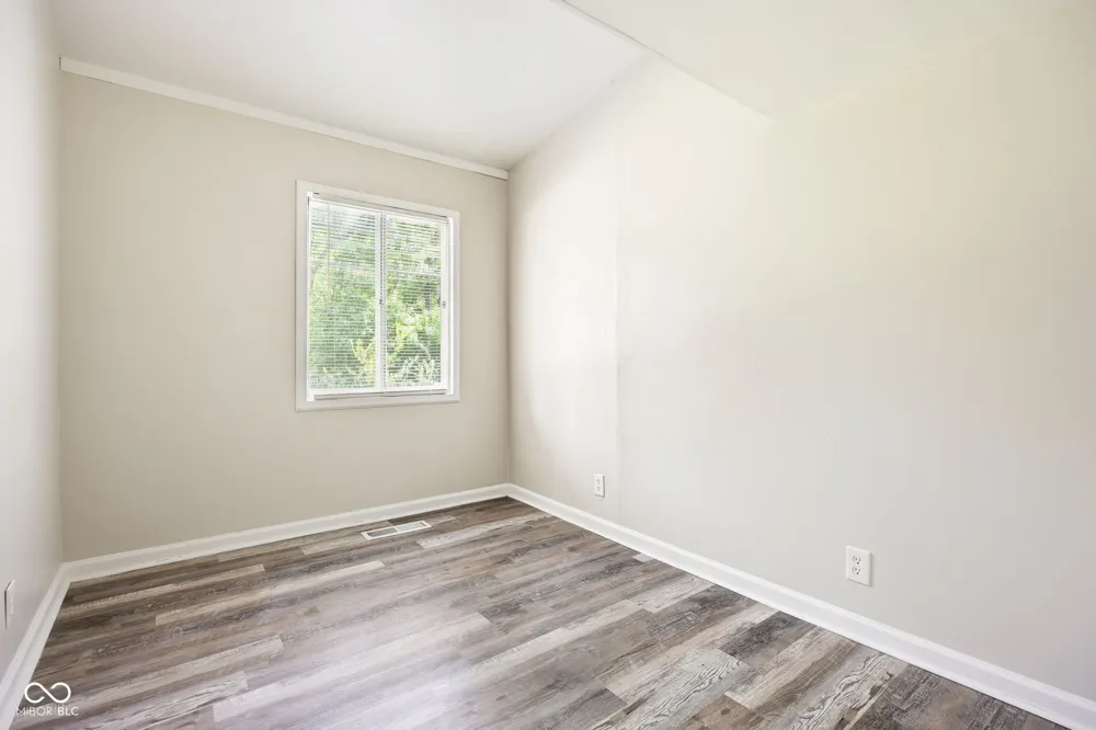 47 Brookside Drive Whiteland, IN 46184