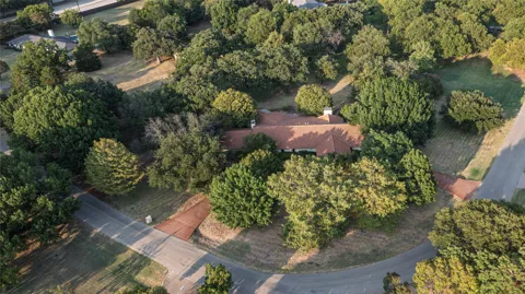 103 Red Oak Lane