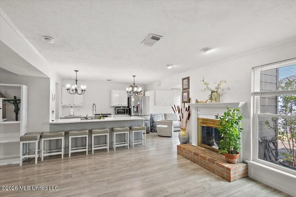 12 Lake Barnett Drive Brandon, MS 39047