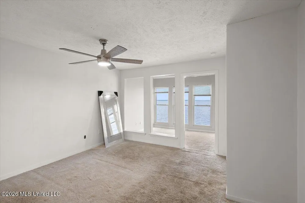 12 Lake Barnett Drive Brandon, MS 39047