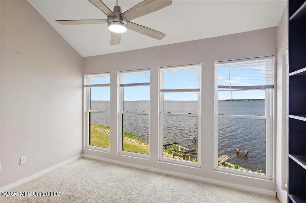 12 Lake Barnett Drive Brandon, MS 39047