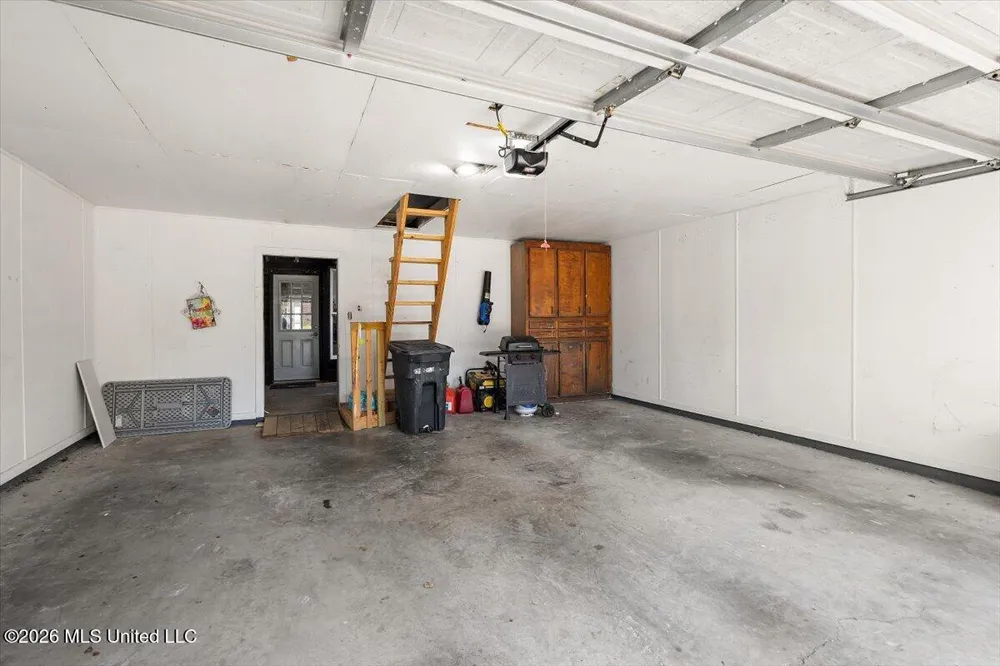 12 Lake Barnett Drive Brandon, MS 39047