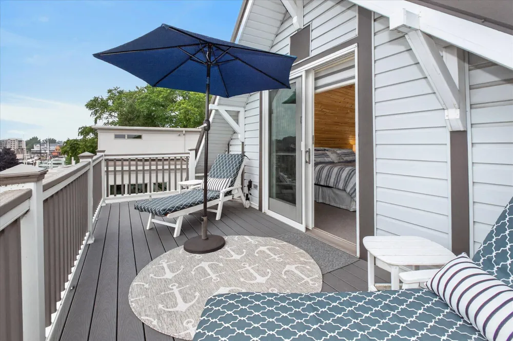 284 Marina Drive St. Joseph, MI 49085