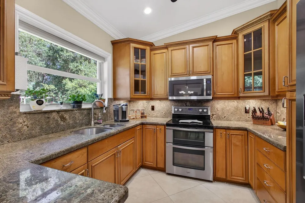 15678 95th Avenue Jupiter, FL 33478
