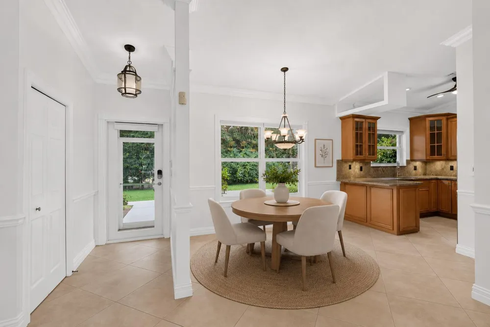 15678 95th Avenue Jupiter, FL 33478